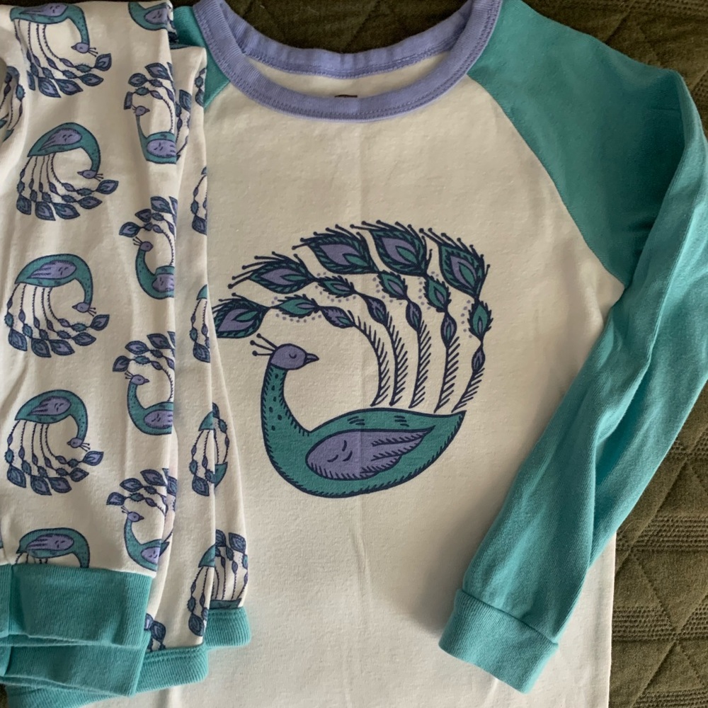 Tea Collection Peacock Pajama set
